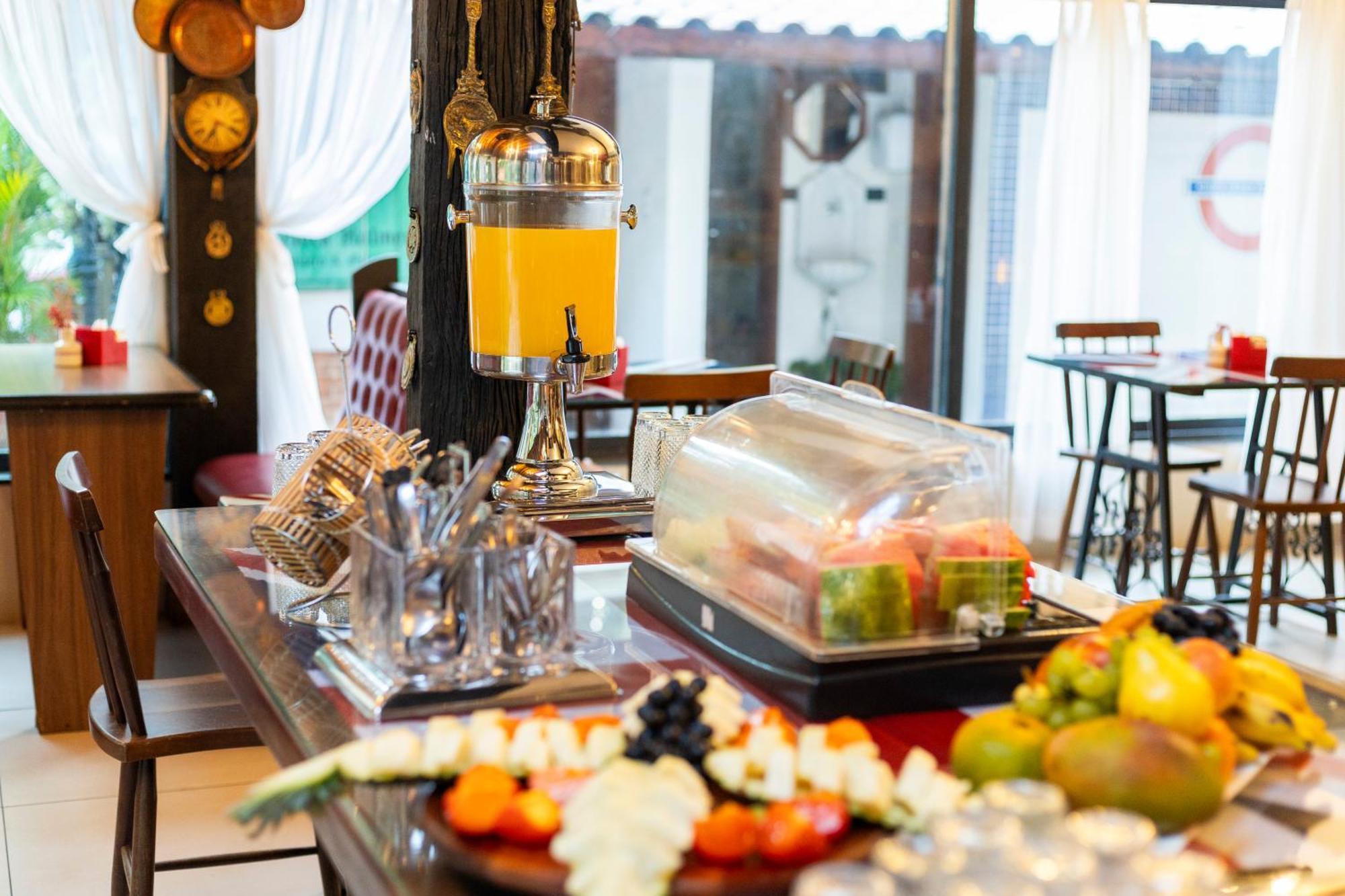 Hotel Britannia Пенеду Екстер'єр фото